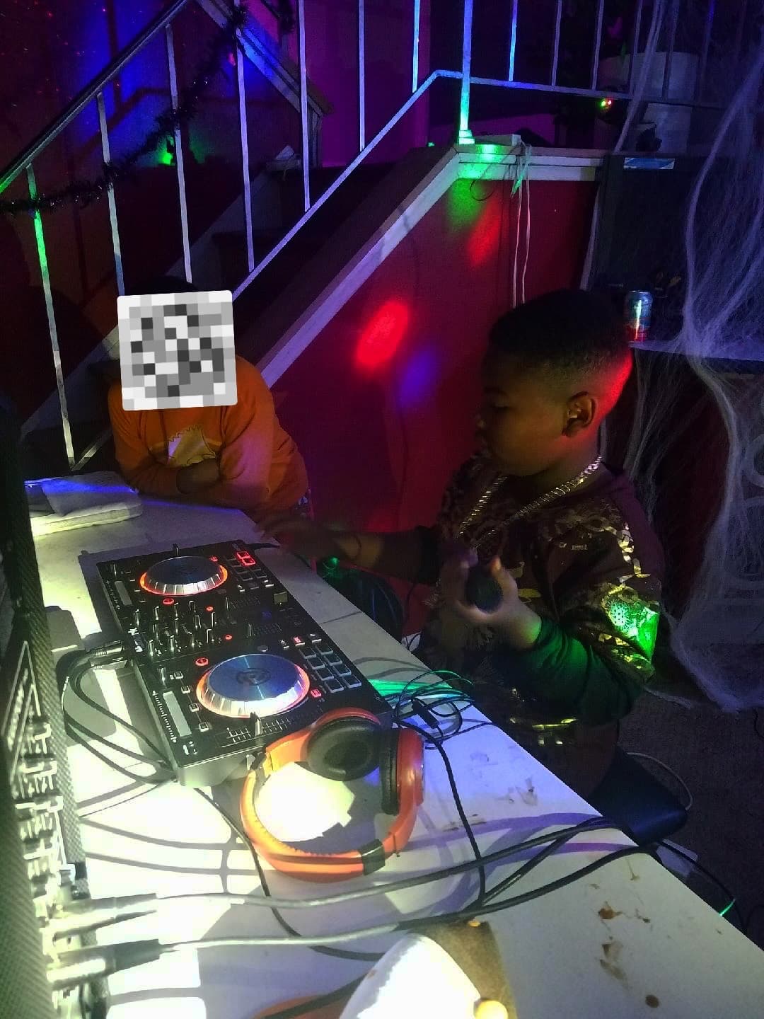 RCKSTAR live performance moment